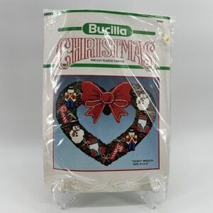 Bucilla 61084 Needlepoint Christmas Bow Heart Shaped Plastic Canvas‎ Wreath Kit